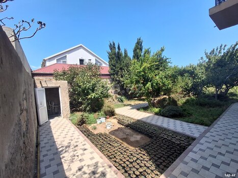 Həyət evi, Buzovna qəs.