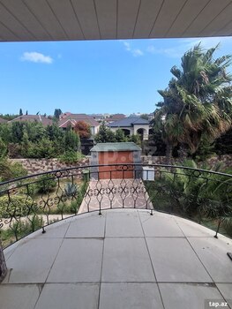 Həyət evi, Buzovna qəs.