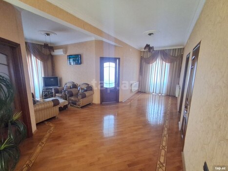 Həyət evi, Buzovna qəs.
