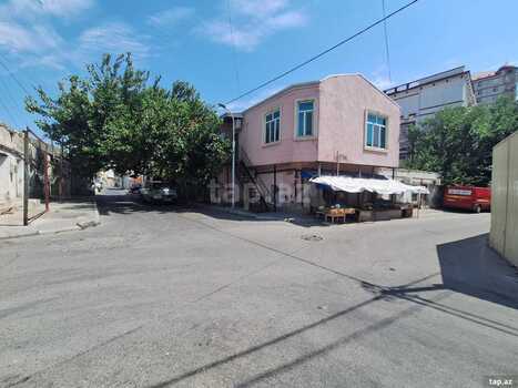 Həyət evi kirayə verilir, R. Rza küç. 43