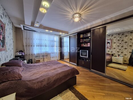 5-otaqlı yeni tikili, Nizami küç., 250 m²