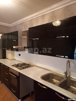 5-otaqlı yeni tikili, Asif Məhərrəmov küç., 300 m²