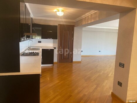 5-otaqlı yeni tikili, Asif Məhərrəmov küç., 300 m²