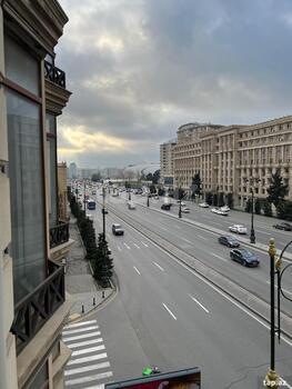 6-otaqlı yeni tikili, Nərimanov r., 265 m²