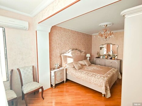 3-otaqlı mənzil, A. Manafov küç., 80 m²