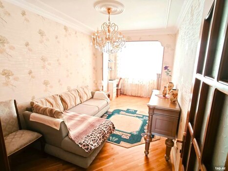 3-otaqlı mənzil, A. Manafov küç., 80 m²