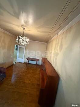 4-otaqlı mənzil, N. Tusi küç. 7, 90 m²