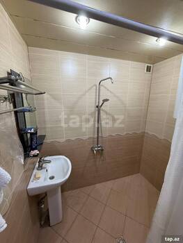4-otaqlı mənzil, N. Tusi küç. 7, 90 m²