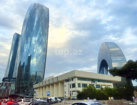 3-otaqlı yeni tikili, Neftçilər pr., 103 m²