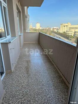 4-otaqlı yeni tikili, Binəqədi r., 180 m²