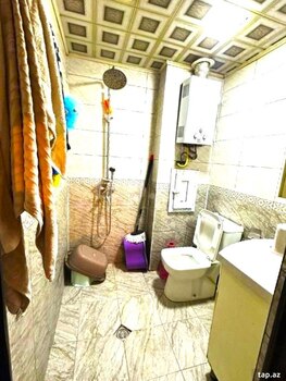 3-otaqlı mənzil, Ç.Kərimov küç., 70 m²