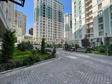 3-otaqlı yeni tikili, Balaəmi Dadaşov küç., 140 m²