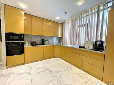 3-otaqlı yeni tikili, Yasamal qəs., 103 m²
