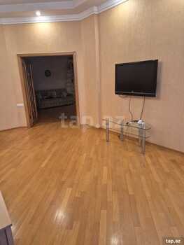 3-otaqlı yeni tikili kirayə verilir, 28 May küç., 171 m²