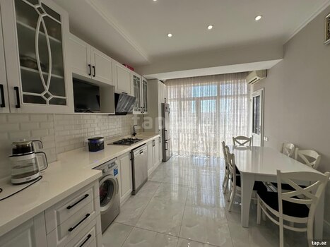 3-otaqlı yeni tikili, Həzi Aslanov m., 115 m²