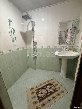 3-otaqlı mənzil, Cəmşid Naxçıvanski küç., 80 m²