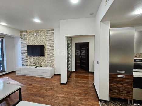 2-otaqlı yeni tikili kirayə verilir, Neftçilər pr., 80 m²