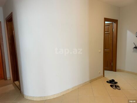 3-otaqlı yeni tikili, Babək pr., 130 m²