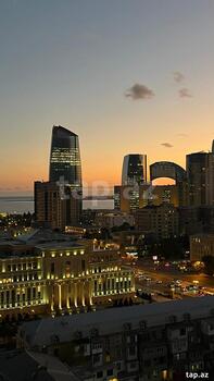 3-otaqlı yeni tikili kirayə verilir, Sergey Senyuşkin küç., 128 m²