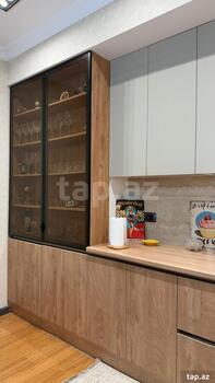 3-otaqlı yeni tikili kirayə verilir, Sergey Senyuşkin küç., 128 m²