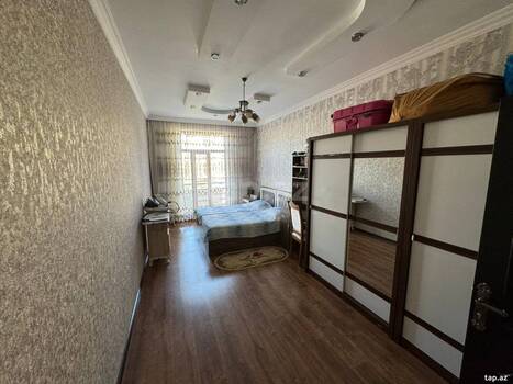4-otaqlı yeni tikili, Sərdar Səfərov küç., 198 m²