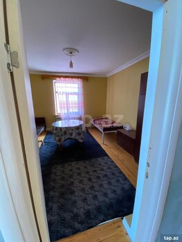 4-otaqlı yeni tikili kirayə verilir, Gəncə ş., 200 m²