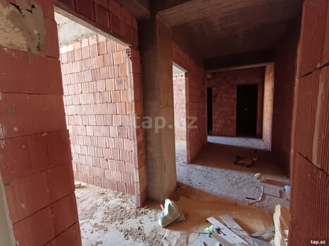 2-otaqlı yeni tikili, Qurtuluş küç. 93, 83 m²