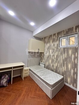 2-otaqlı yeni tikili, E. Akademiyası m., 64 m²