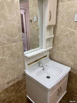 2-otaqlı yeni tikili, Əbdülvahab Salamzadə küç., 52 m²