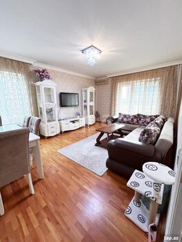 3-otaqlı yeni tikili, Qurban Xəlilov küç., 110 m²