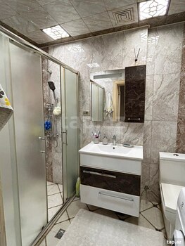 3-otaqlı yeni tikili, Qurban Xəlilov küç., 110 m²