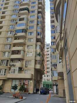 2-otaqlı yeni tikili, Ənvər Hüseynov küç., 70 m²