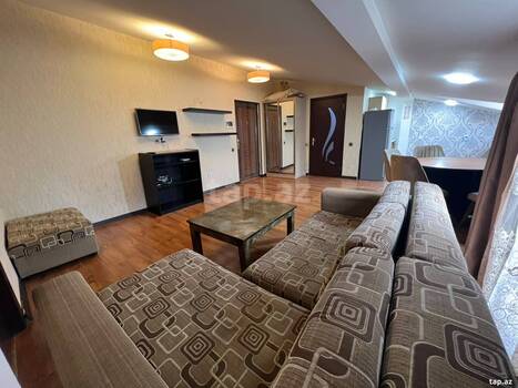 2-otaqlı yeni tikili, Məhəmməd Xiyabani küç., 74 m²
