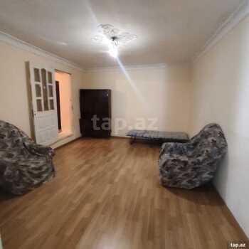 Həyət evi kirayə verilir, Lev Tolstoy küç. 66