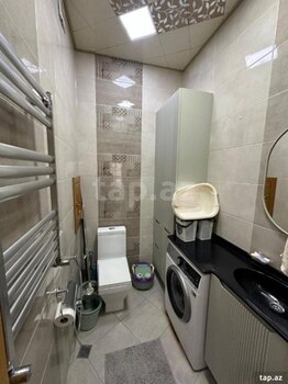 3-otaqlı yeni tikili, 8 Noyabr m., 127 m²