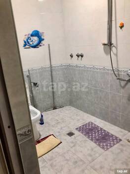 2-otaqlı mənzil kirayə verilir, Gənclik m., 80 m²