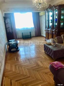 2-otaqlı mənzil kirayə verilir, Gənclik m., 80 m²