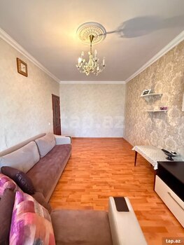 3-otaqlı mənzil, Ə.Şixlinski küç., 80 m²