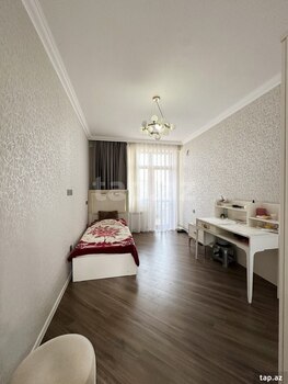 3-otaqlı yeni tikili, N.Tusi küç., 105 m²
