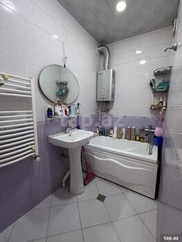 3-otaqlı mənzil, Əhmədli m., 82 m²