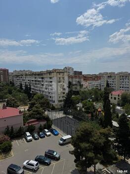 3-otaqlı mənzil, Əhmədli m., 82 m²