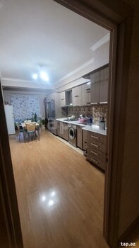 3-otaqlı yeni tikili kirayə verilir, Ş. Mehdiyev küç., 130 m²