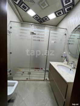 4-otaqlı yeni tikili, Bakıxanov küç., 240 m²