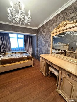 3-otaqlı yeni tikili, Qurban Xəlilov küç. 2, 90 m²