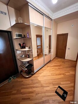 3-otaqlı mənzil, B. Nuriyev küç. 16A, 80 m²