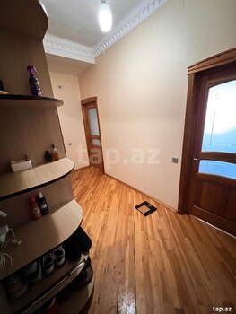 3-otaqlı mənzil, B. Nuriyev küç. 16A, 80 m²