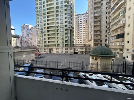 4-otaqlı yeni tikili, Nəsimi r., 160 m²