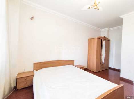 2-otaqlı yeni tikili kirayə verilir, Rüstəm Rüstəmov küç., 75 m²