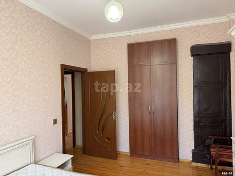 3-otaqlı mənzil, Hənifə Ələsgərova küç., 70 m²