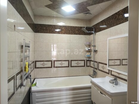 3-otaqlı mənzil, Həsən bəy Zərdabi küç., 139 m²